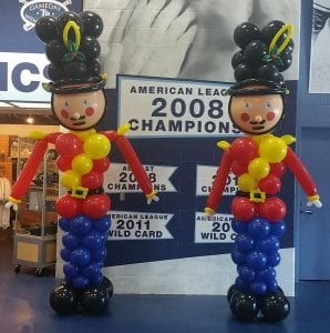 Balloon figures made into soldiers for tampa event with rays