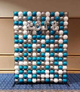 2018 pixelated balloon decor wall for walden university e1548002901179