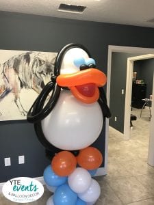 Balloon Penguin Sculpture and delivery for surprize birthday
