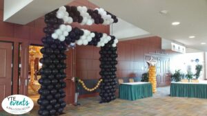 Balloon Sculpture For Homecoming Event