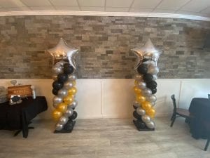 Balloon columns to decorate a venue in Tampa florida scaled