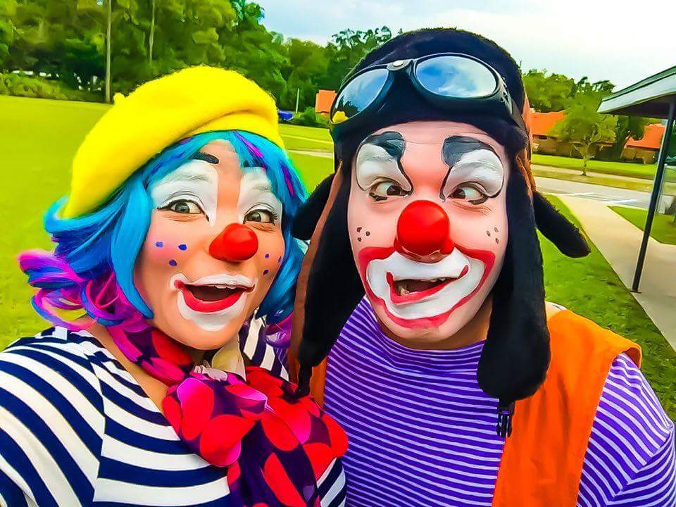 Fun and entertaining Clowns for Events and Parties 1