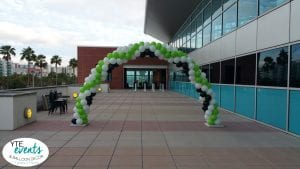 Green Balloon Arch at Tampa Cruise Terminal