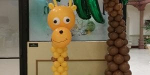 Juggle Theme Giraffe and Palm Tree Column Balloon Decoration