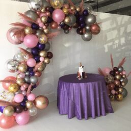 Organic garland upscale foil additions with balloons