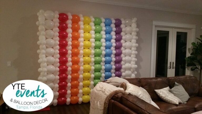Photobooth walls with Balloons