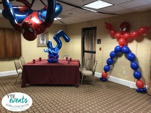 Spiderman balloon decor for 5th birthday party