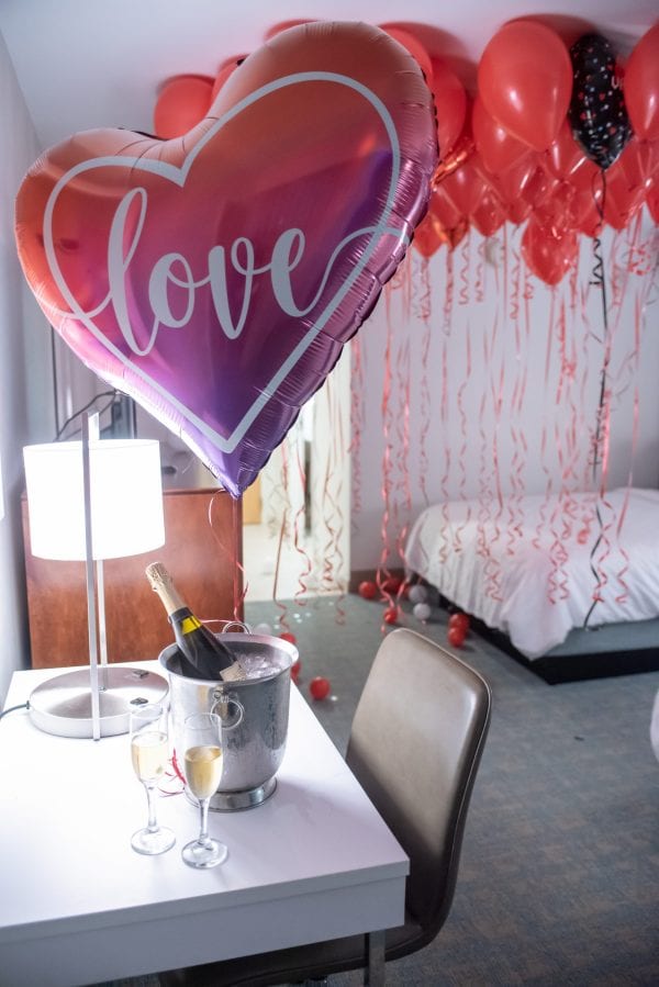 Valentines Day balloons for Hotel Room with wine and helium