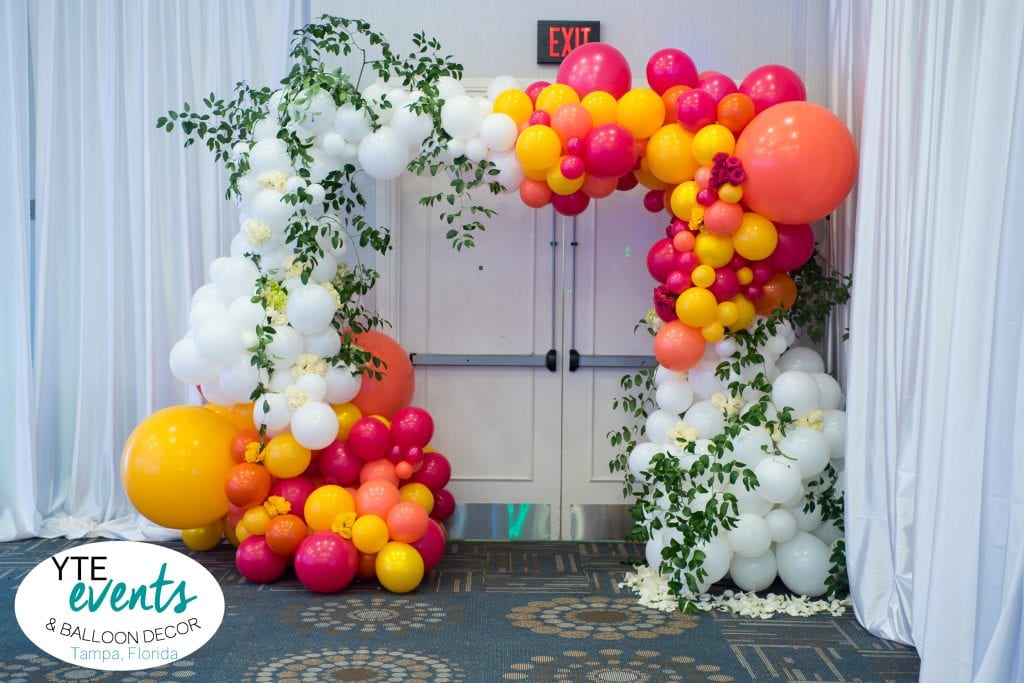Balloon Entrance Gate at Birthday Party | Expert Birthday Party Planners &  Decorators Chandigarh